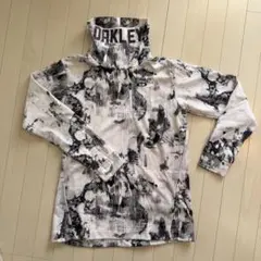 美品　OAKLEYゴルフウェア