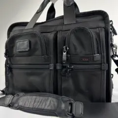 2026年最新】tumi エクスパンダブル・トートの人気アイテム - メルカリ