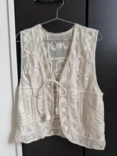 ★値下げ可能 刺繍レース ベスト アイボリー