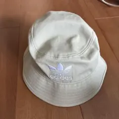 adidas バケットハット ベージュ OSFYのサムネイル