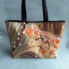 お値下げ 帯リメイクトートバッグ　花丸文　蝶々　箔　金色 Ａ４ファイル可能