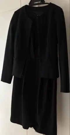 UNTITLED レディースフォーマルスーツ 黒 M