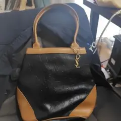 YVES SAINT LAURENT トートバッグ ロゴ型押し　ヴィンテージのサムネイル