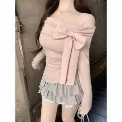 オフショルダーリボン付きピンクニット