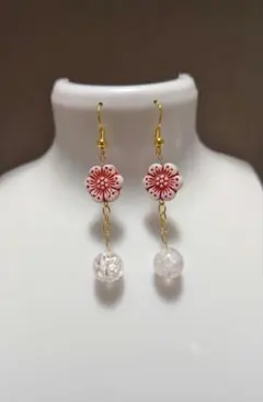 チェコビーズとクラック水晶のハンドメイドピアス（イヤリング）