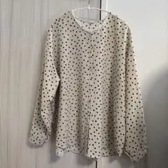 水玉の長袖シャツ　（韓国で購入）
