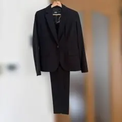 ZARA 黒スーツ