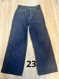 ユニクロ　ワイドストレートジーンズ 23サイズ UNIQLO ネイビー