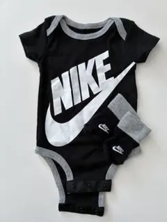 NIKE ロンパース・靴下セット