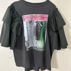 ROSE BUD フリルスリーブ グラフィックTシャツのサムネイル