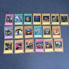 遊戯王 OCG 初期 18枚 まとめ売り ③ - メルカリ