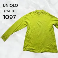 UNIQLO 長袖カットソー ライムグリーン XLサイズ　黄緑　黄色薄手インナー