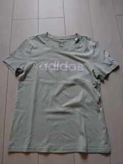 adidas　半袖Tシャツ　M