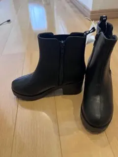 キッズ　ショートブーツ