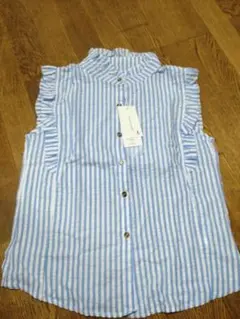 フリル付きコットンノースリーブシャツ