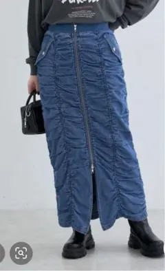 デニムフロントZIPナロースカート