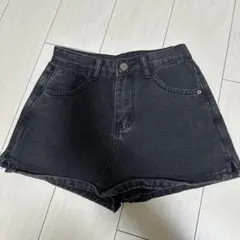 ブラックデニムショートパンツ