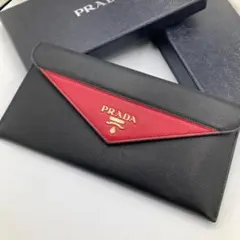 ！極美品！　PRADA プラダ　長財布　ブラック　17