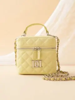 Darich キルティングスクエアミニバッグ