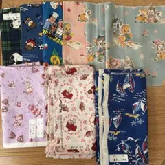 子供服、小物作りに最適な綿生地はぎれをまとめて。薄手から少し厚手。