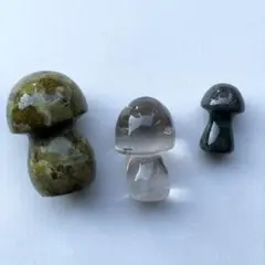 天然石 カービング きのこ スモーキー オーシャンジャスパー グリーンオパール