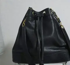 CHANEL トリプルココ巾着ショルダーバッグポーチ付きキャビアスキンレザー