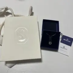 スワロフスキー Una ネックレス