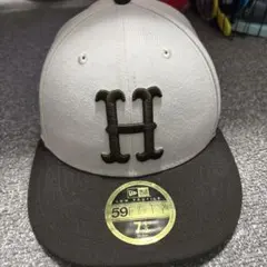 HUF ロープロファイルキャップ 7 1/4 ホワイト/ブラウンのサムネイル