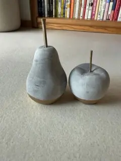 HUNT9 セメントオブジェ　洋梨　りんご
