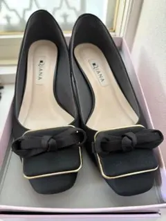 ダイアナ ローヒールパンプス