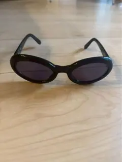 CHANEL サングラス オーバル ブラックのサムネイル