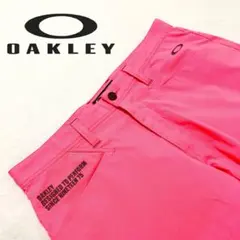【極美品！34サイズ！人気ブランド！】OAKLEYゴルフハーフパンツ！
