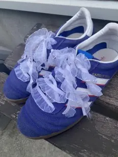 adidas Gazelle 紫 フリル付き