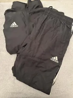 adidas ウィンドブレーカー 上下