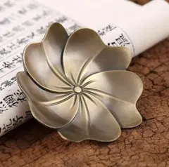 花型お香立て　線香立て　インテリア香炉　アンティーク　匿名配送