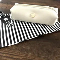 マリクワ　MARYQUANT ペンケース　ベージュのサムネイル