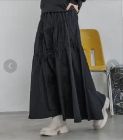 ドロストシャーリングフレアスカート　黒のサムネイル