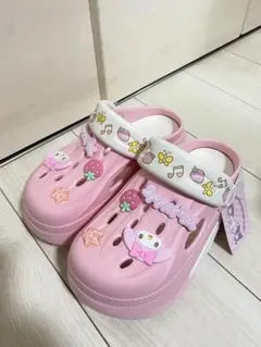マイメロ クロックス サンダル ドンキ限定 サンリオ Mサイズ - メルカリ