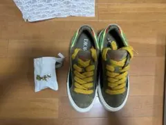 Item thumbnail for item 9ce5dbac-af9b-46b6-8406-9bb255b3da9a