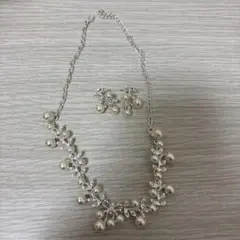 ピアス&ネックレス　 パールのブライダルアクセサリー