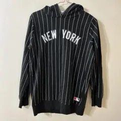 MLB NEW YORK ストライプ パーカー ブラック