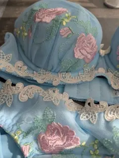 Item thumbnail for item 90d5cca1-6a1c-4ca8-b524-2b16233f9933