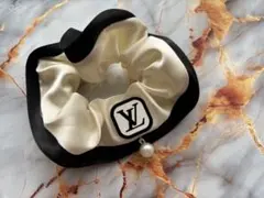 Item thumbnail for item 0c7d4da2-f492-44df-9b0b-41959f0e2737