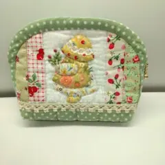 パッチワークポーチ☆スーちゃんポーチ☆ハンドメイド