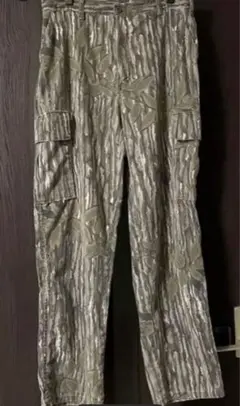 リアルツリーズボン