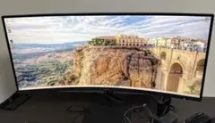 ウルトラワイドモニター