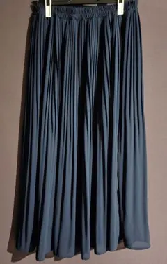 ネイビー　紺　プリーツスカート