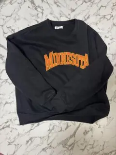 MINNESOTA プリント クルーネック スウェット