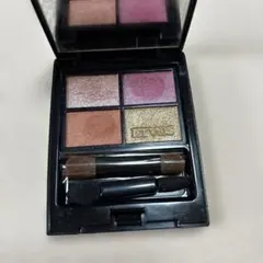 エトヴォス　ミネラルクラッシィシャドーI イノセントブルーム