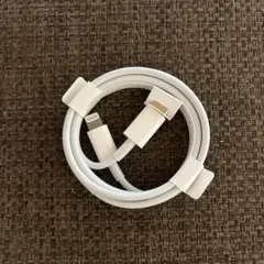 純正　Apple Lightningケーブル ホワイト